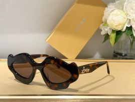 Picture of Loewe Sunglasses _SKUfw51902030fw